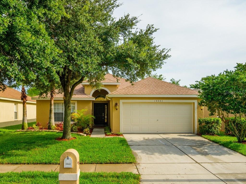 18843 Maisons Dr., Lutz, FL 33558