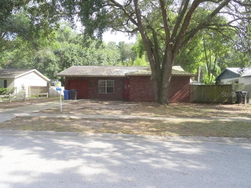 208 Circle Hill Dr., Brandon, FL 33510