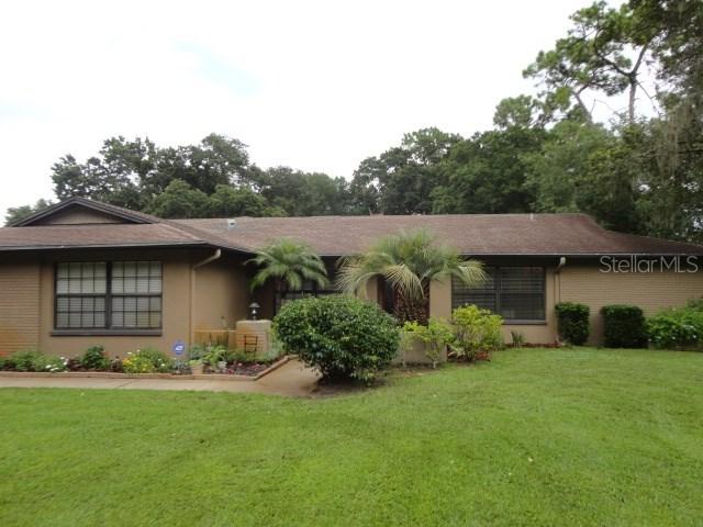 17509 Drake Ct., Lutz, FL 33559