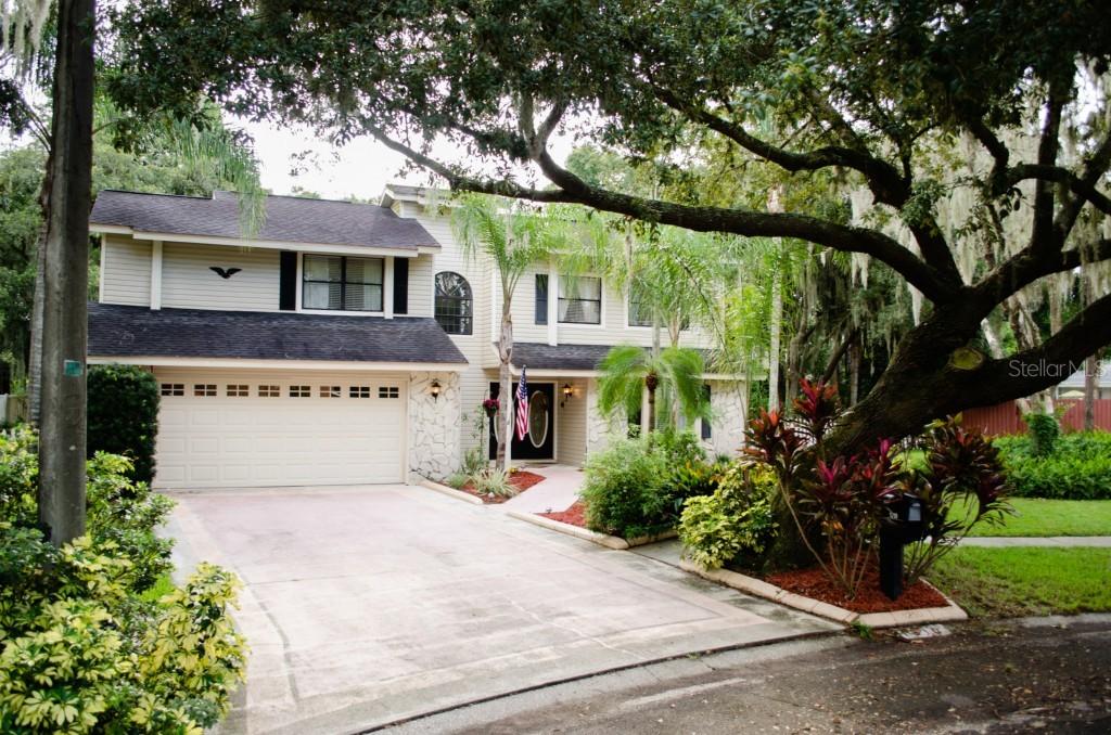 1210 Moondale Ct., Valrico, FL 33596