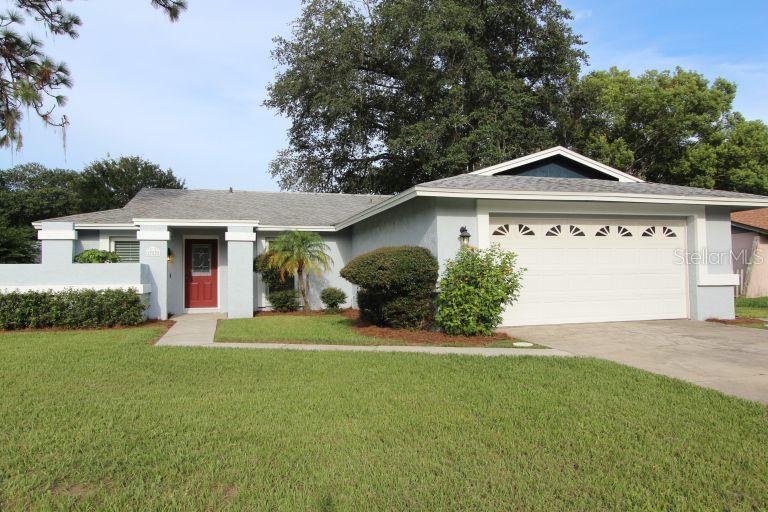 17820 Morninghigh Dr., Lutz, FL 33549