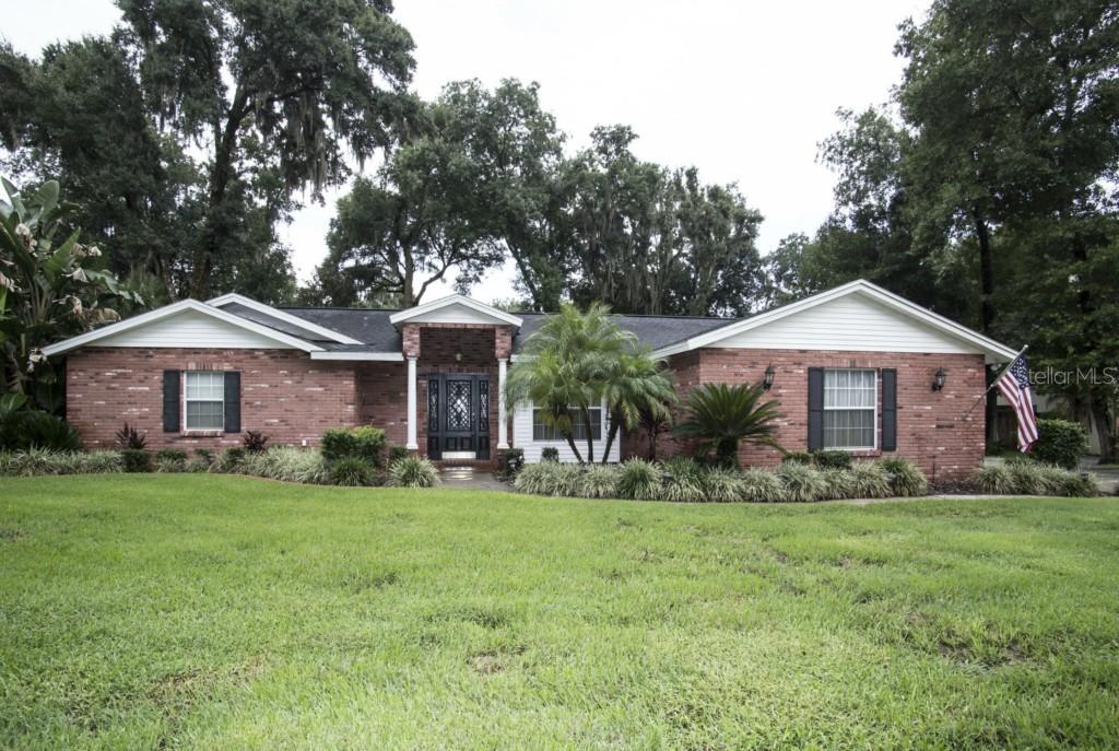 115 Laurel Tree Way, Brandon, FL 33511