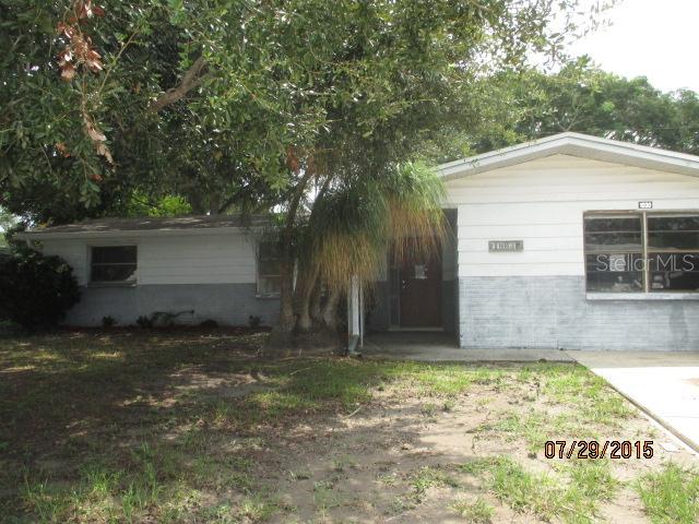 1030 Landau St., Holiday, FL 34690