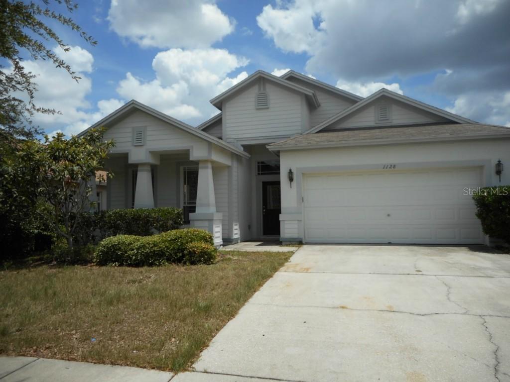 1128 Barclay Wood Dr., Ruskin, FL 33570