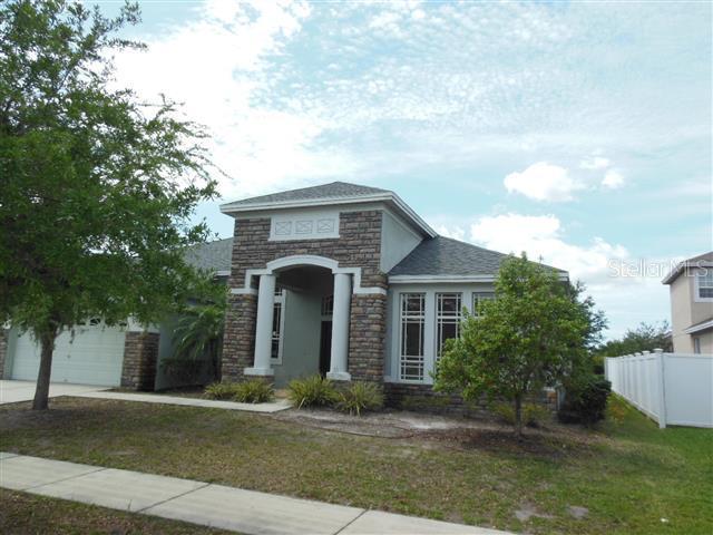 1413 Beaconsfield Dr., Wesley Chapel, FL 33543