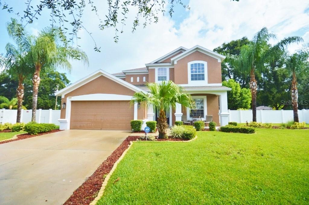 1605 Weld Bird Ct., Valrico, FL 33594