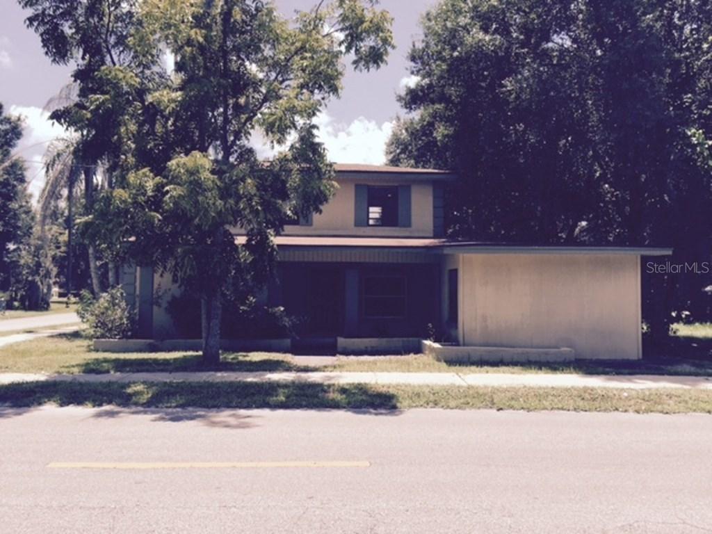 1325 E Laura St., Plant City, FL 33563