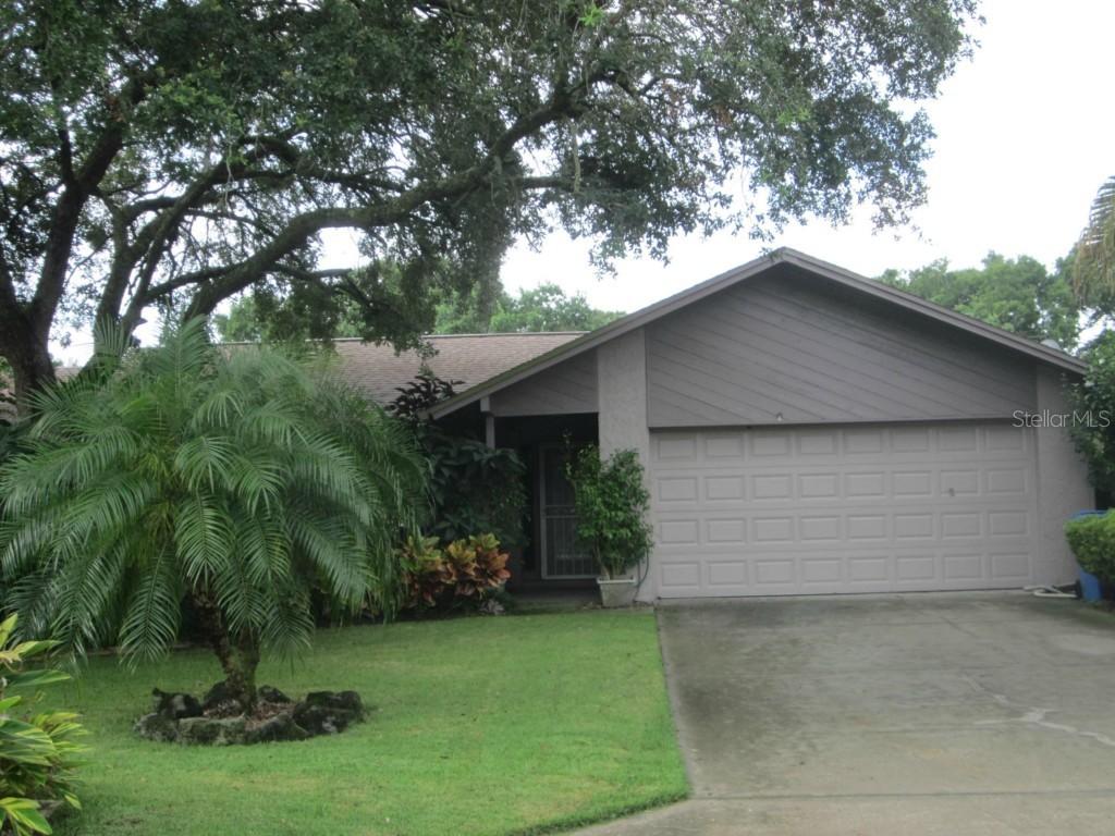 1806 Lake Crest Ave., Brandon, FL 33510