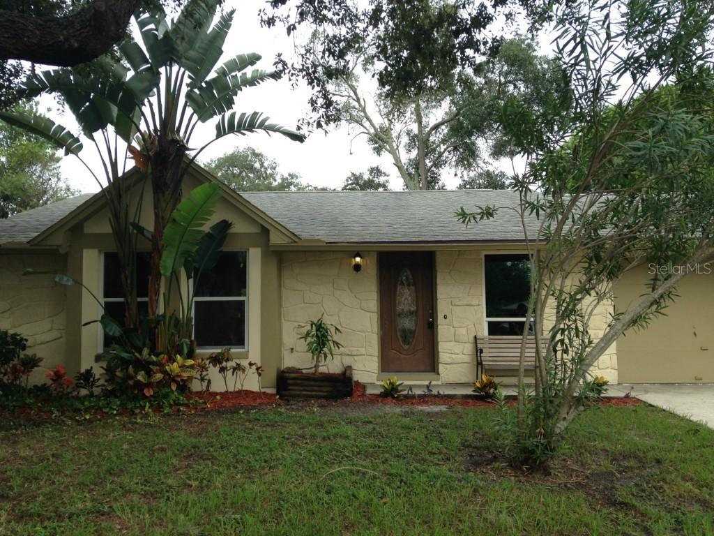 8011 Woodvine Pl., Tampa, FL 33615