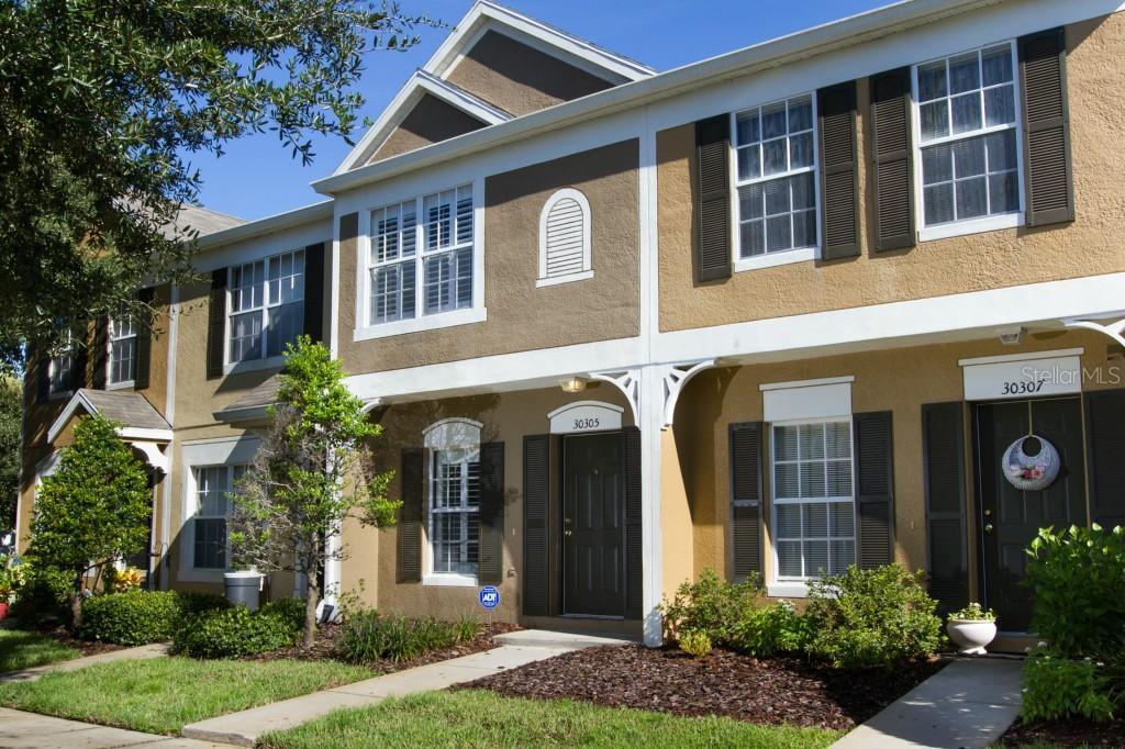 30305 Lacledes Ln., Wesley Chapel, FL 33543