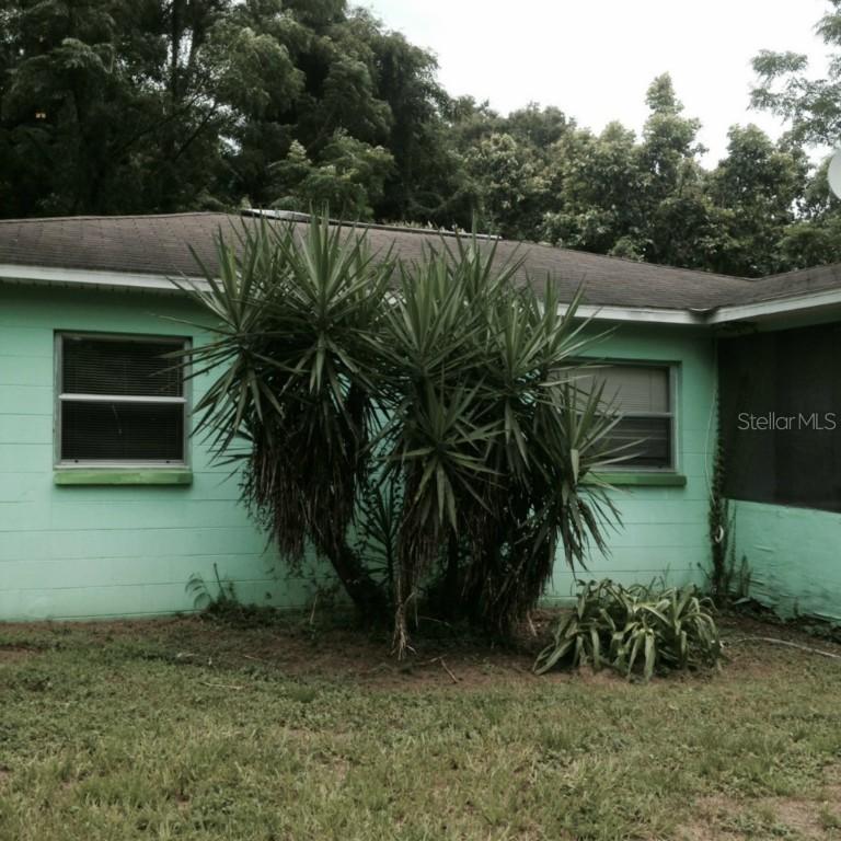 1132 N Kingsway Rd., Seffner, FL 33584