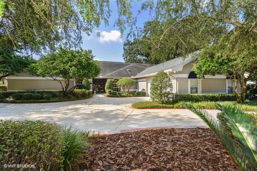 6811 Bluffs Blvd., Temple Terrace, FL 33617