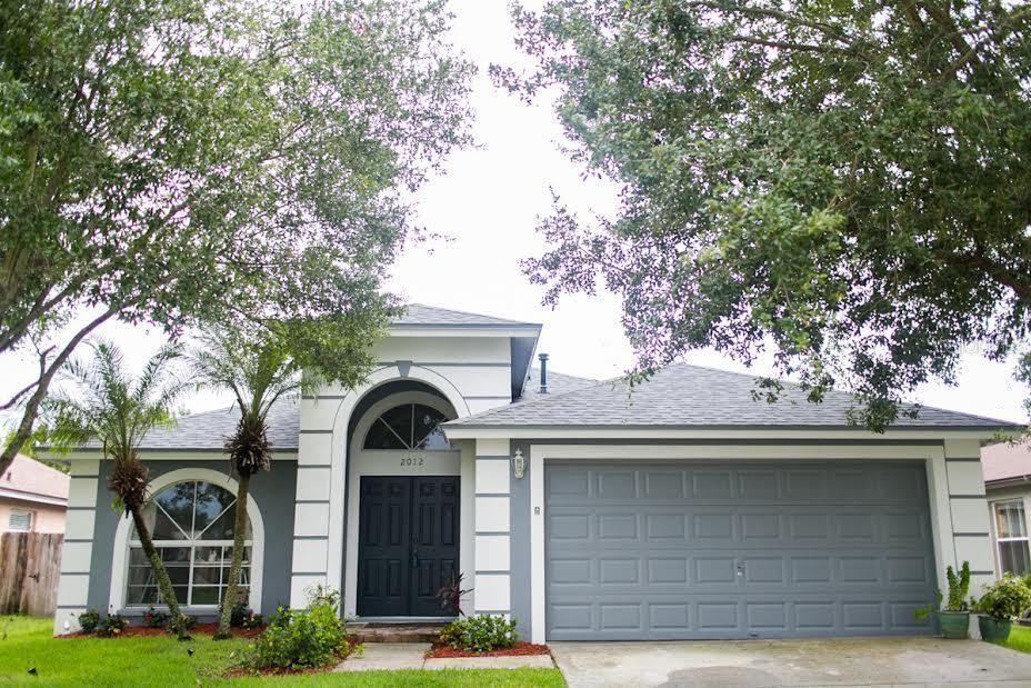 2012 Bridgehampton Pl., Brandon, FL 33511