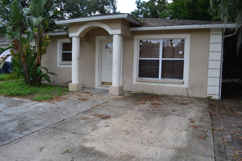 1921 E Hanna Ave., Tampa, FL 33610