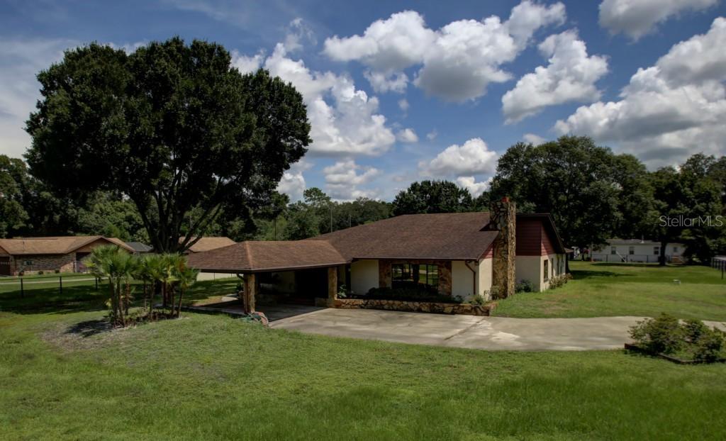 1502 Clement Rd., Lutz, FL 33549