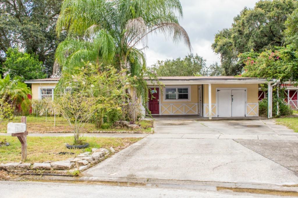 2524 Chapel Way, Tampa, FL 33618