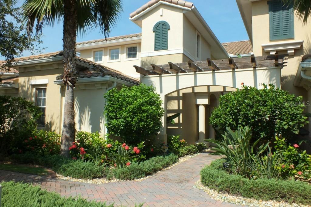 1413 Emerald Dunes Dr. #28, Sun City Center, FL 33573