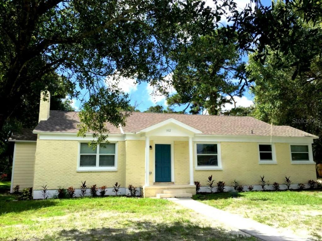 902 W Candlewood Ave., Tampa, FL 33603