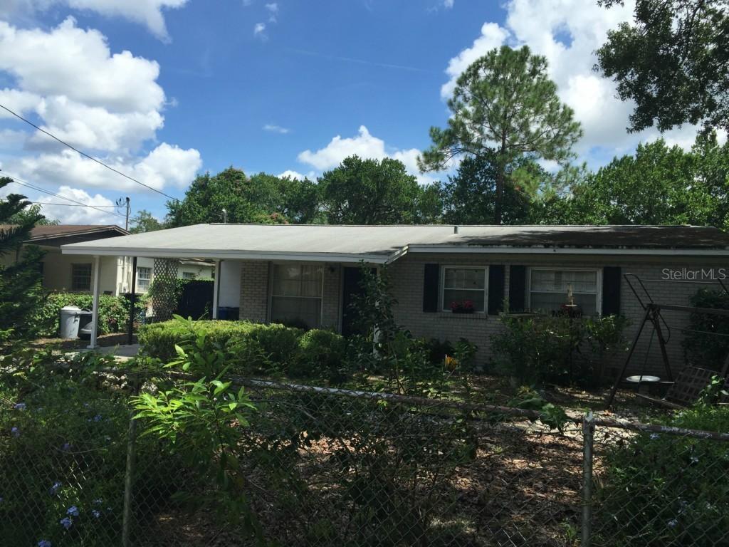 8603 Chinaberry Dr., Temple Terrace, FL 33637