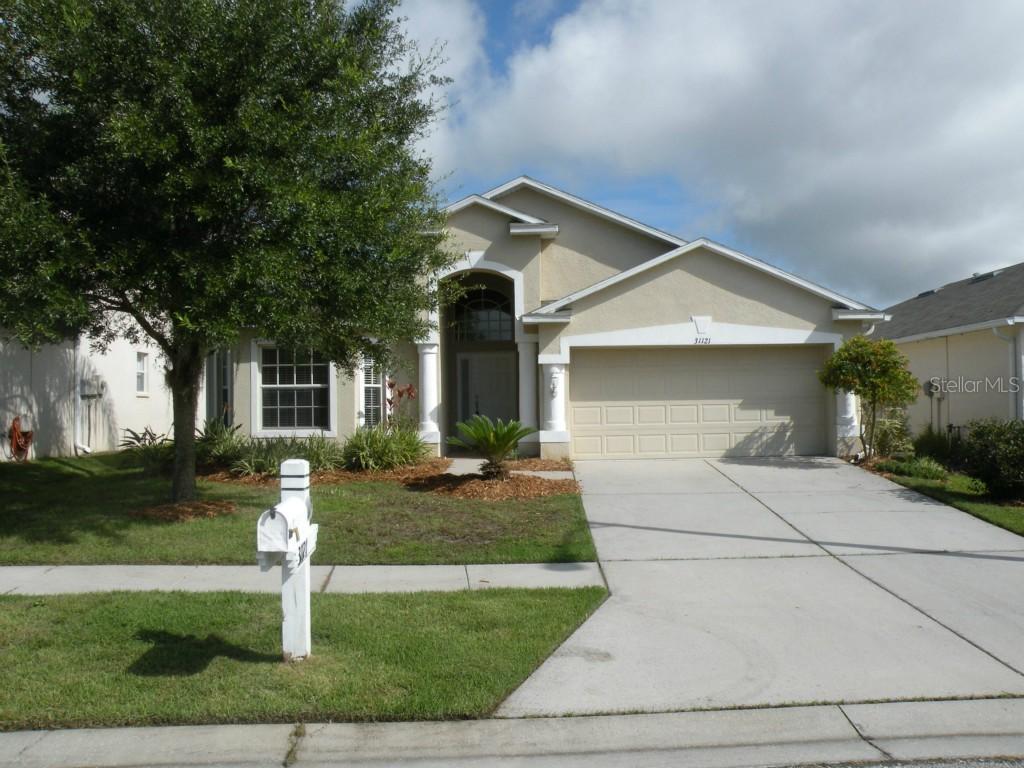 31121 Whinsenton Dr., Wesley Chapel, FL 33543