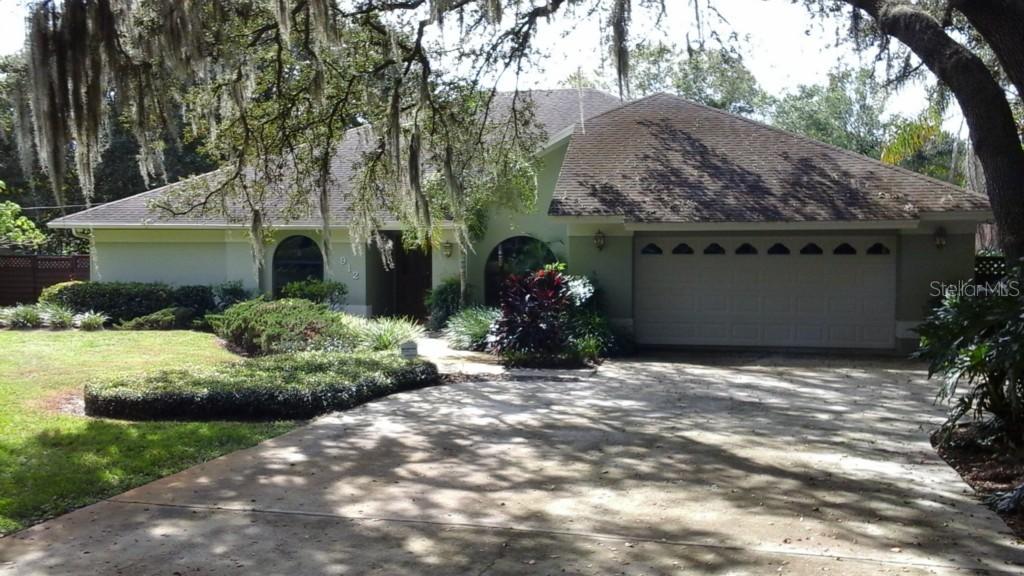 912 Rawlings Cir., Lutz, FL 33549