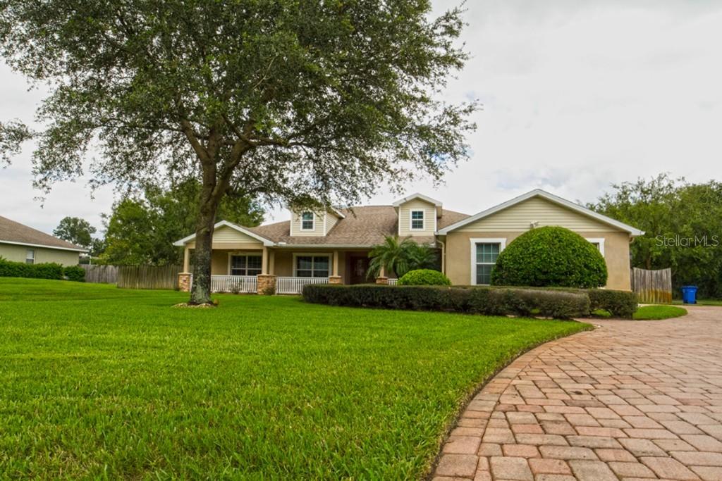 17505 Hanna Rd., Lutz, FL 33549