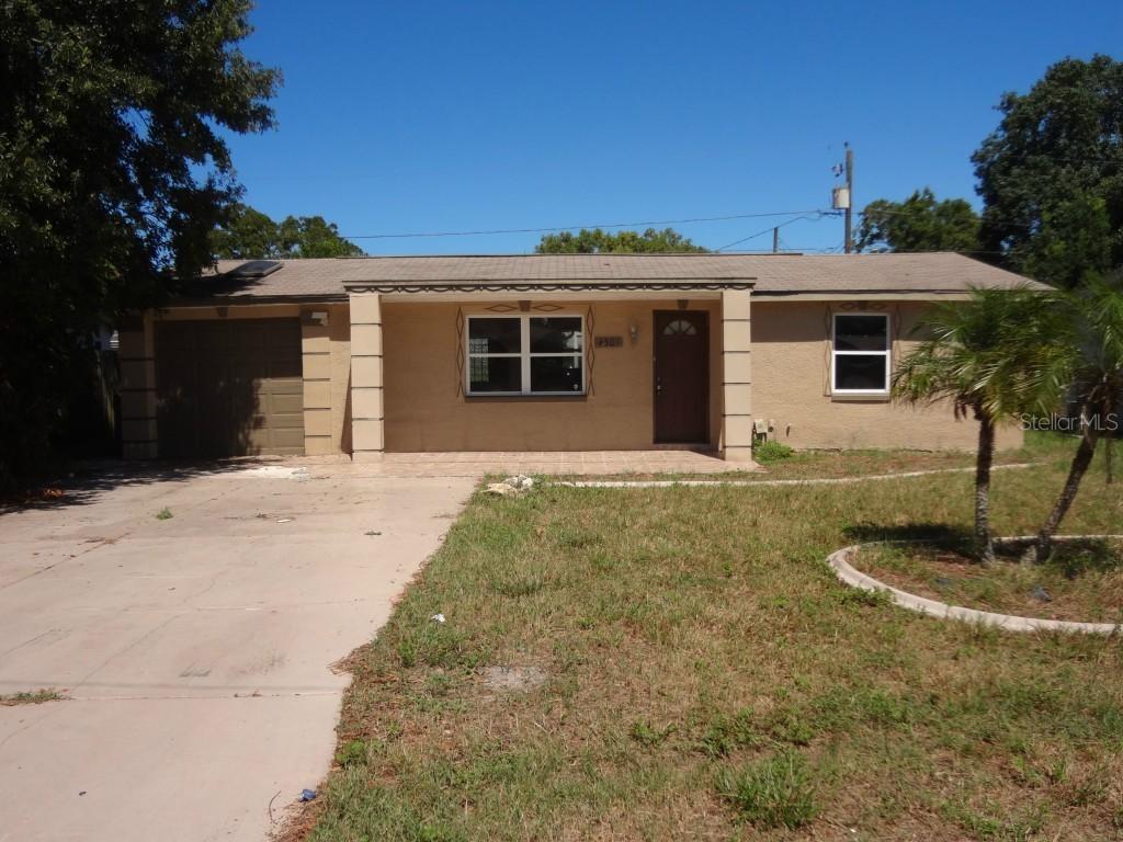 4301 Oak Bluff Ave., Holiday, FL 34691
