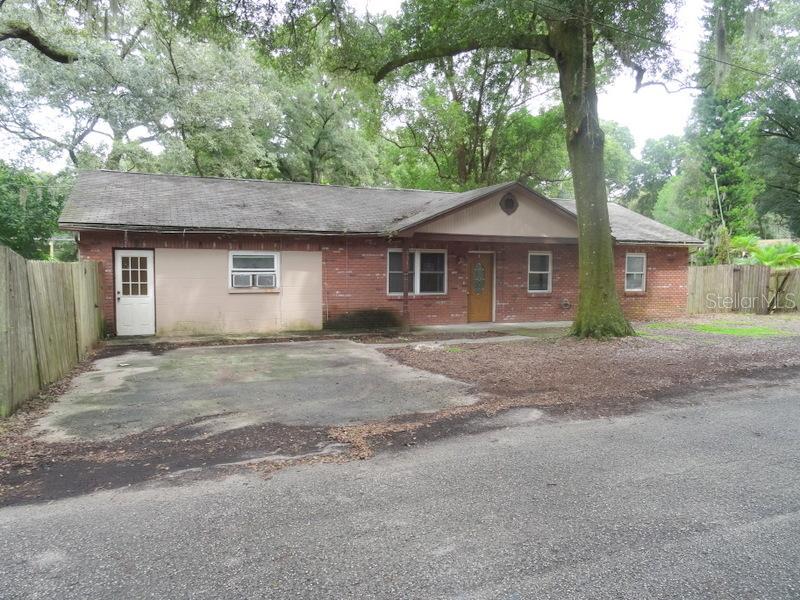 5343 Plum Ave., Seffner, FL 33584