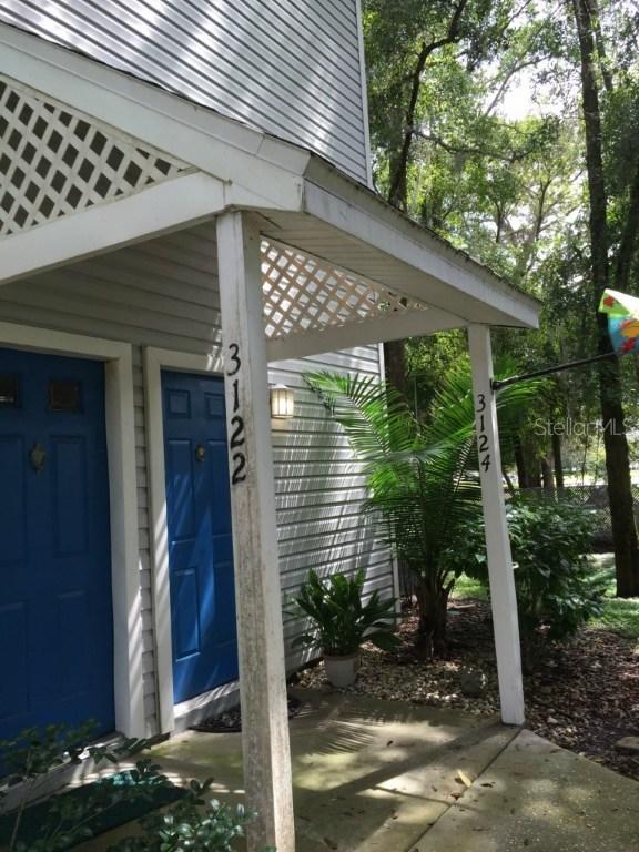 3124 Valley Oaks Dr., Tampa, FL 33618