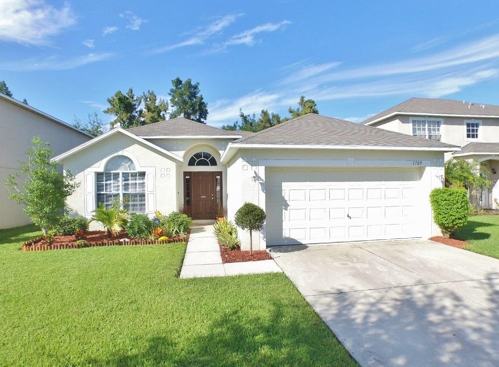 1709 Alhambra Crest Dr., Ruskin, FL 33570