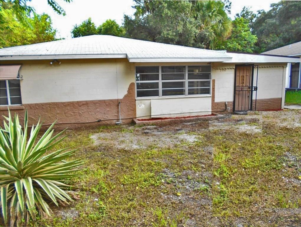 1910 E Hanna Ave., Tampa, FL 33610