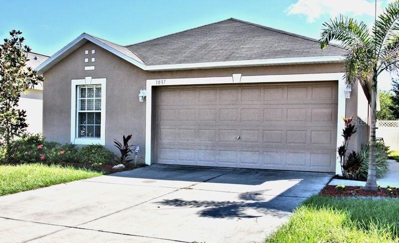 1037 Brenton Leaf Dr., Ruskin, FL 33570