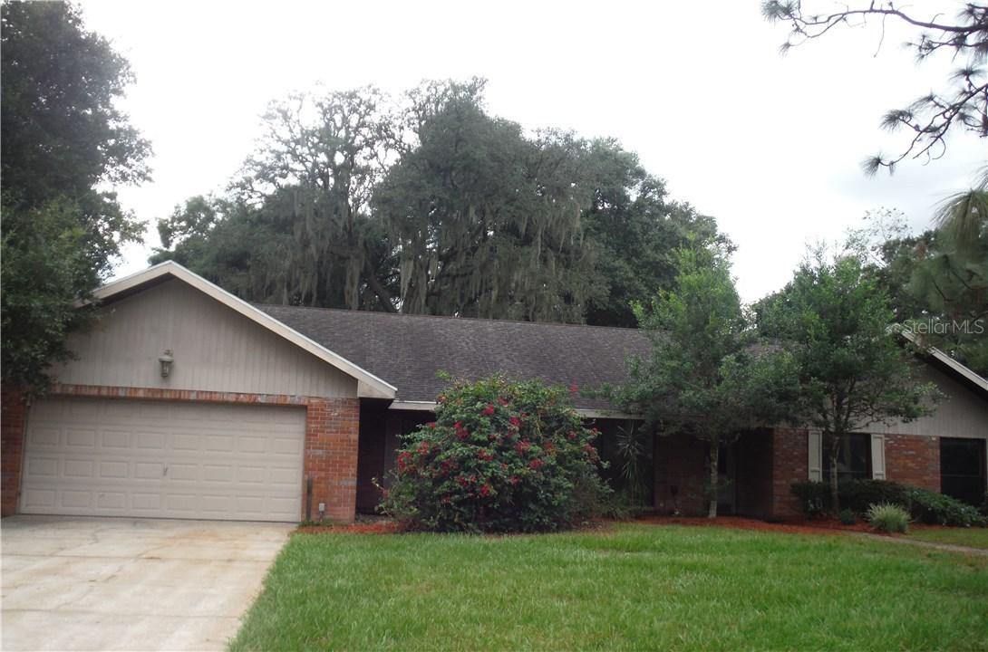 2506 Laurelwood Ln., Valrico, FL 33594