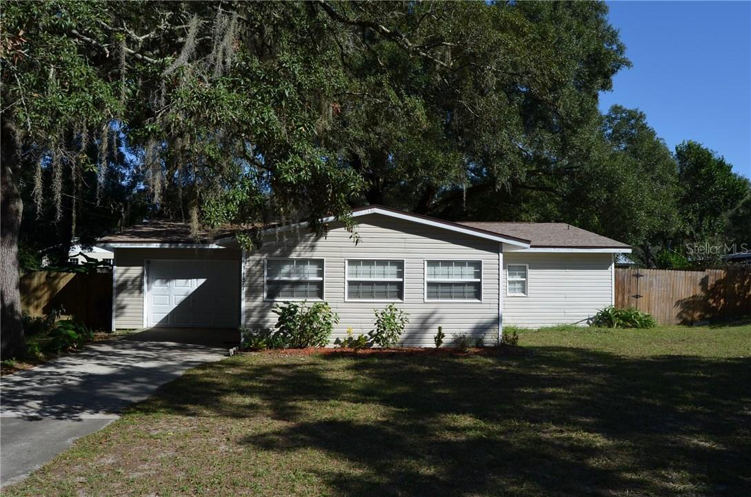 34477 Poinsettia Pl., Dade City, FL 33523