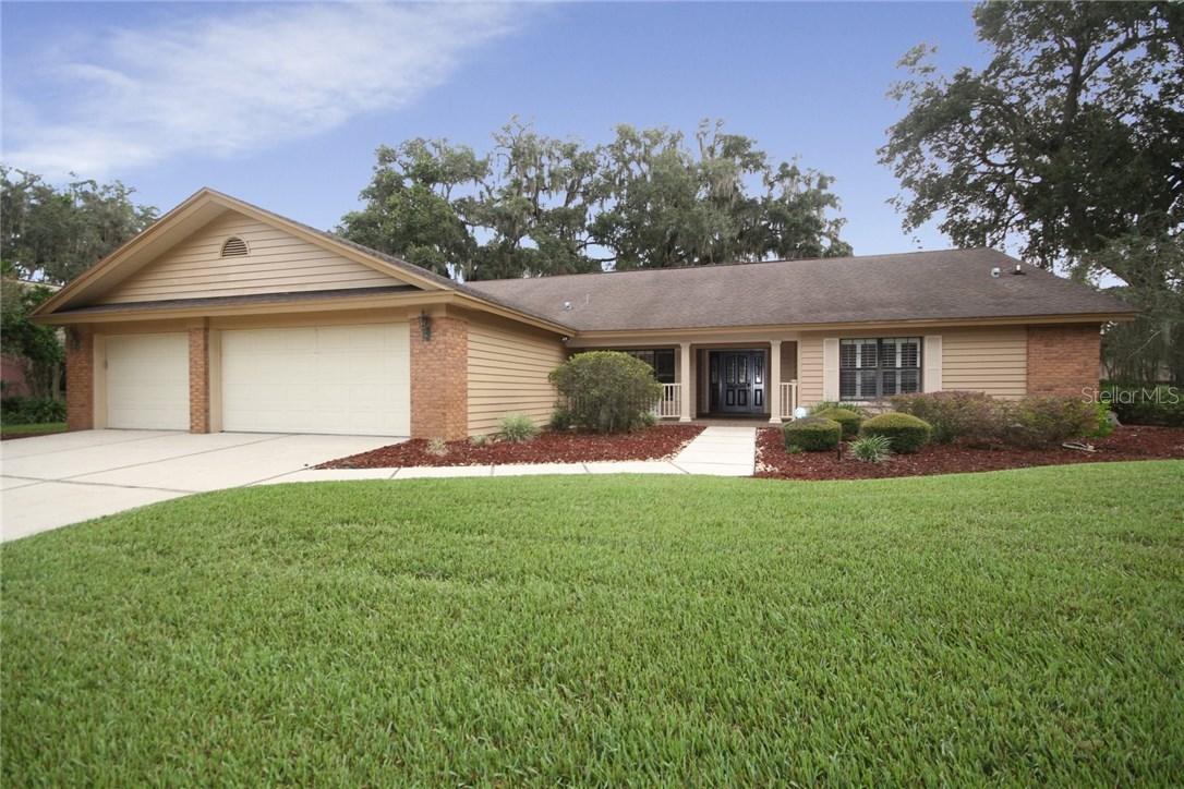 1101 Glen Park Ln., Valrico, FL 33594