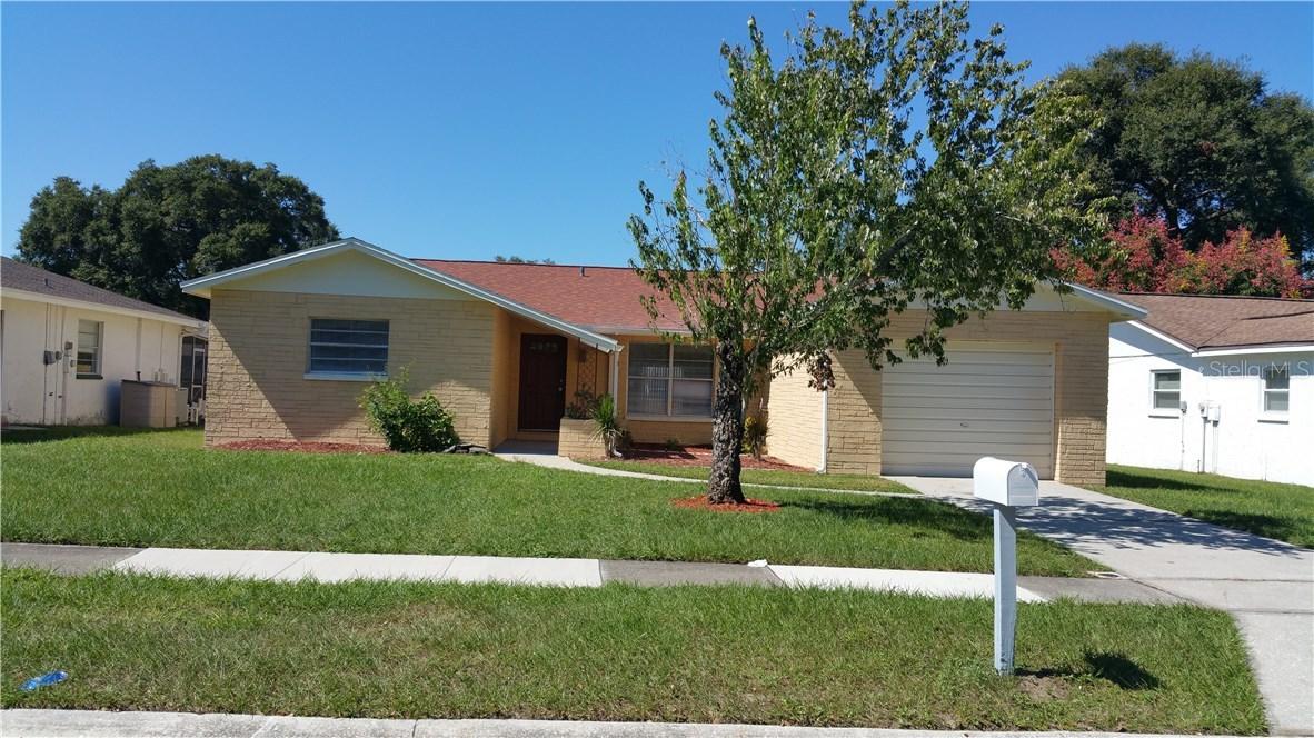 143 Valley Cir., Brandon, FL 33510