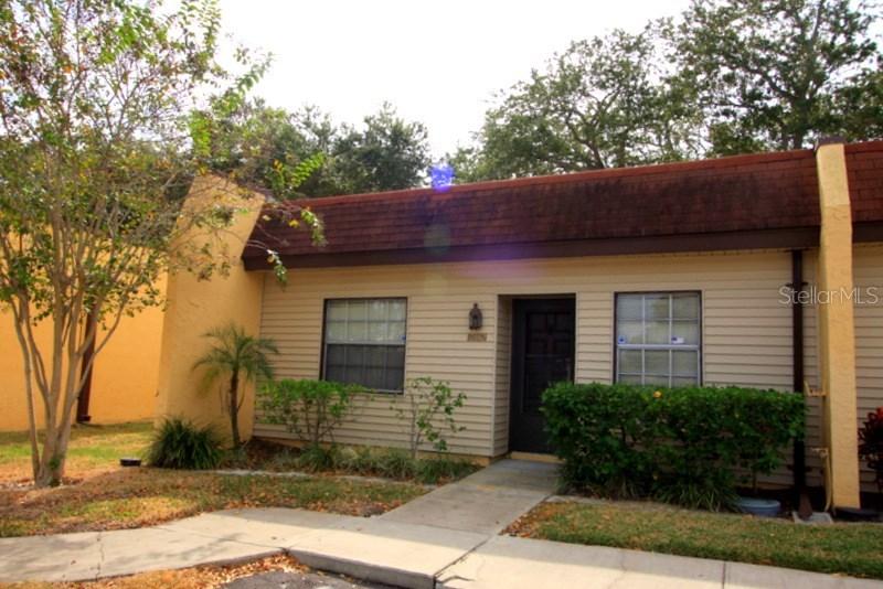 13862 Oakwood Ln. #11-A, Seminole, FL 33776