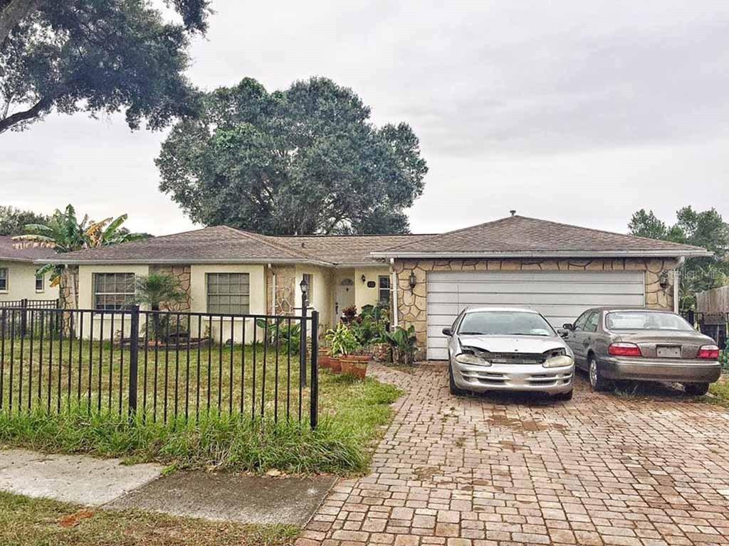 611 Barkfield St., Brandon, FL 33511