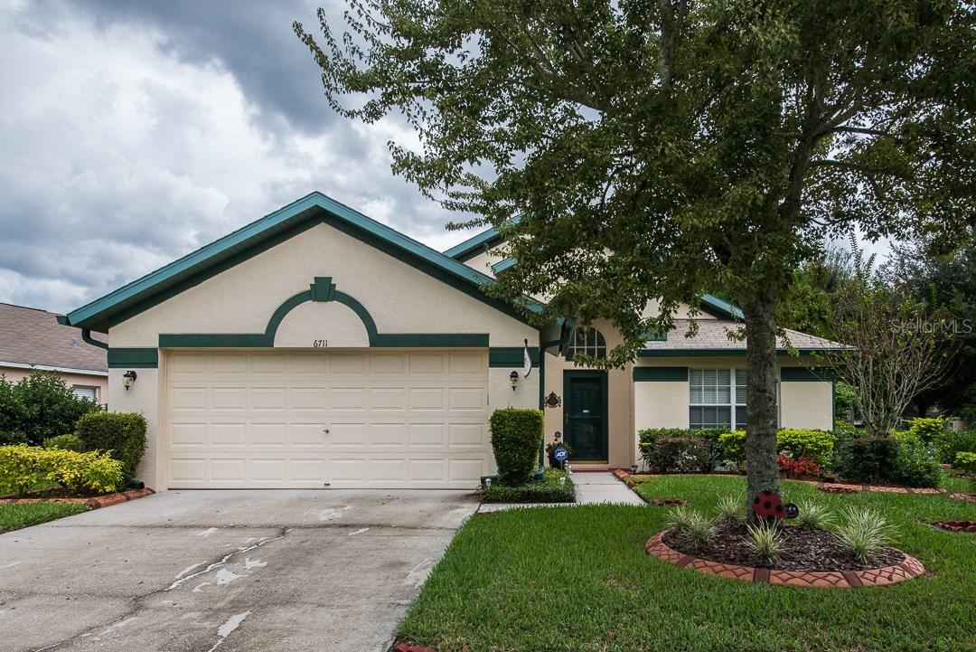 6711 Somerset Garden Way, Apollo Beach, FL 33572