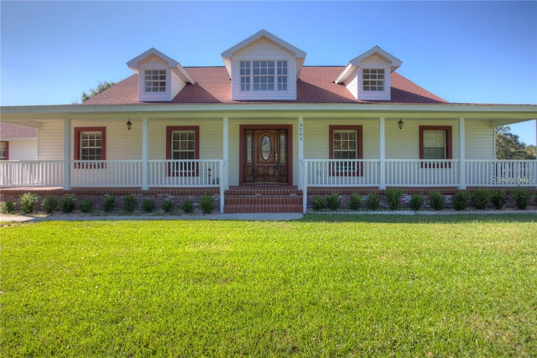 3205 Foxden Ln., Plant City, FL 33565