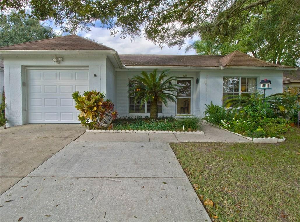 320 Laxton Ln., Valrico, FL 33594