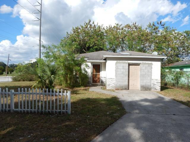 2602 N 32nd Village Ave., Tampa, FL 33610