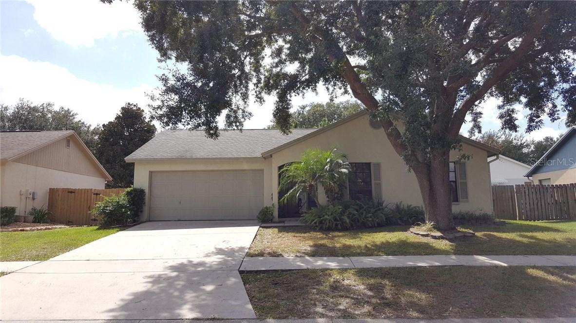 909 Sandywood Dr., Brandon, FL 33510