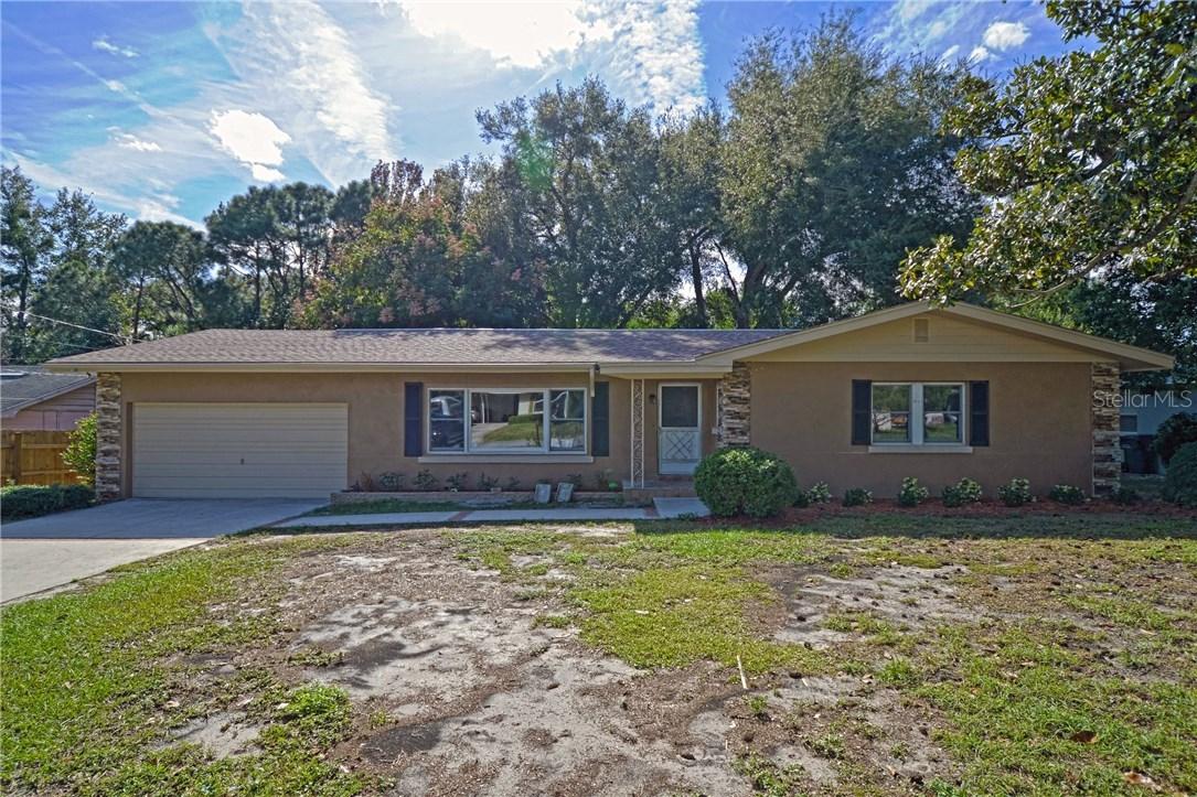 902 Avenue V, Winter Haven, FL 33880
