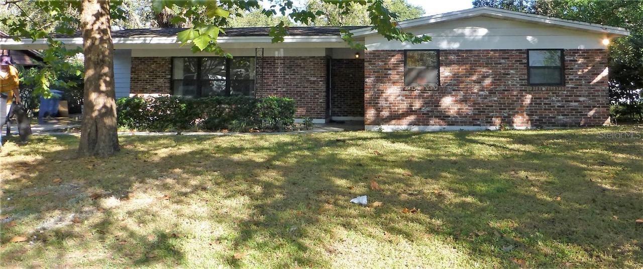 306 Terrace Dr., Brandon, FL 33510