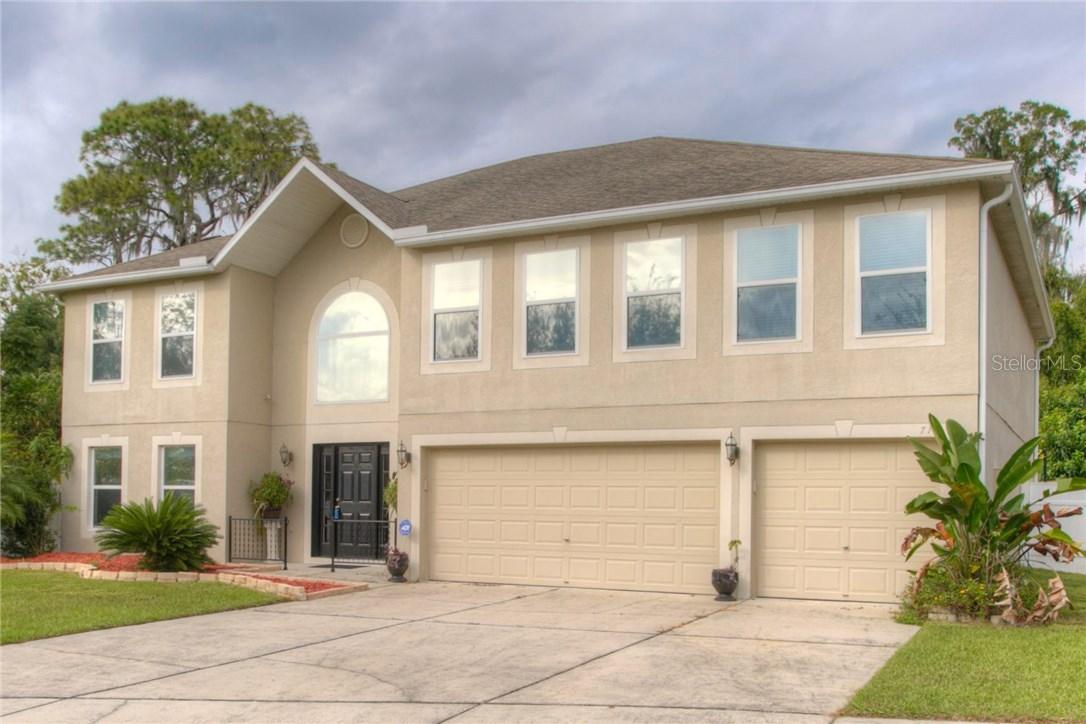 710 Valrico Hills Ln., Valrico, FL 33594