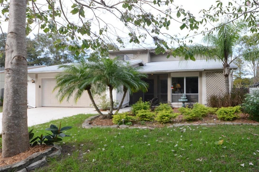 17523 Willow Pond Dr., Lutz, FL 33549