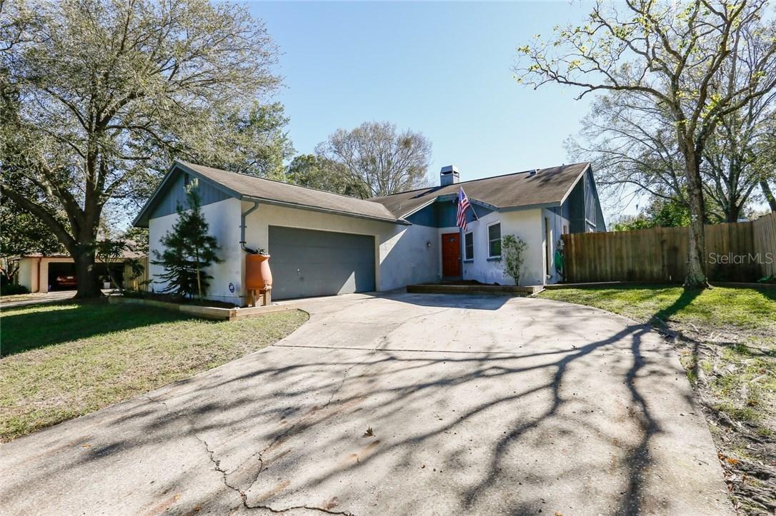 18406 Sterling Silver Cir., Lutz, FL 33549