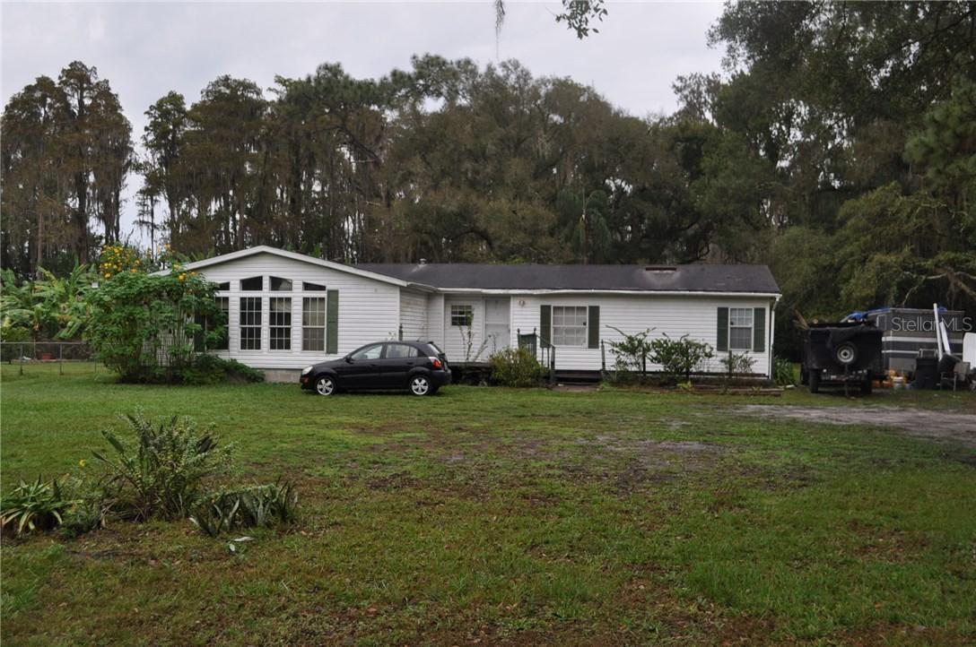 1001 Crystal Lake Rd., Lutz, FL 33548