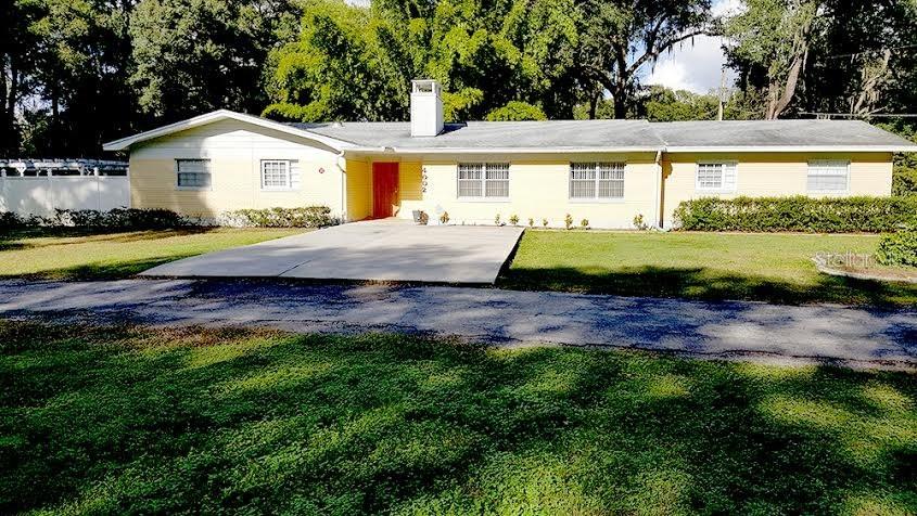 4002 Thonotosassa Rd., Plant City, FL 33565